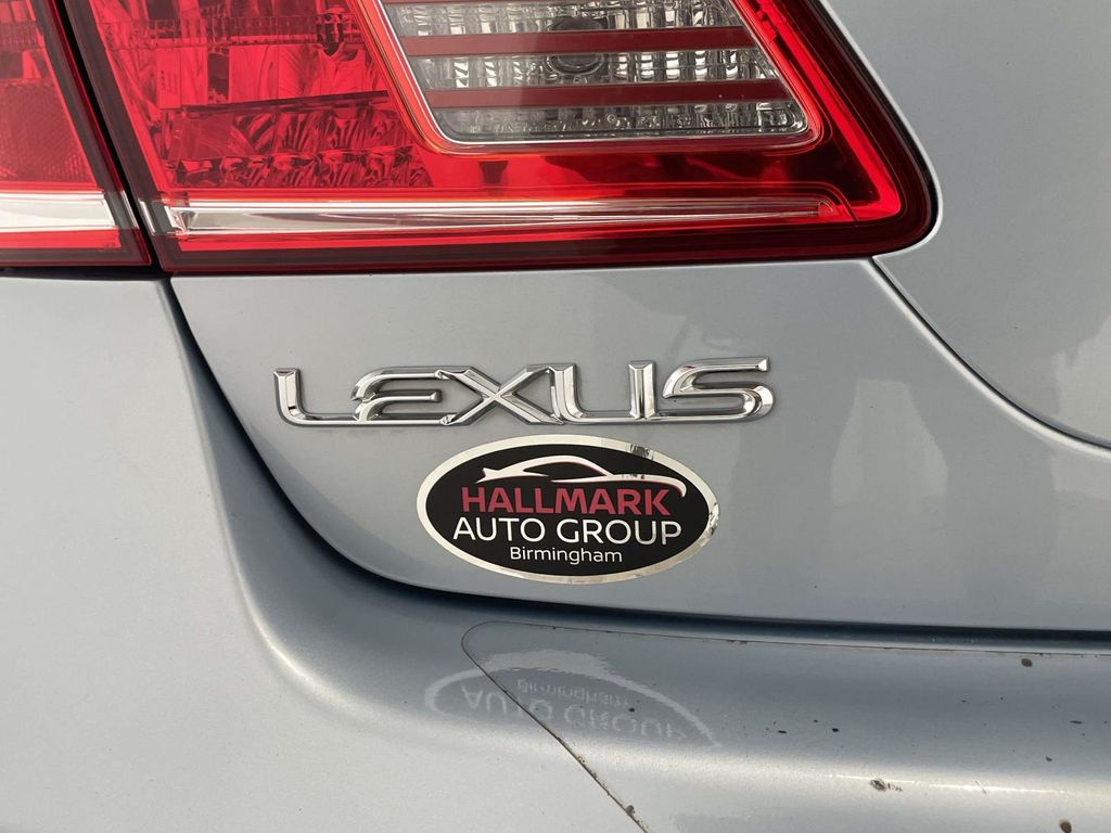 2010 Lexus ES 350 photo 7