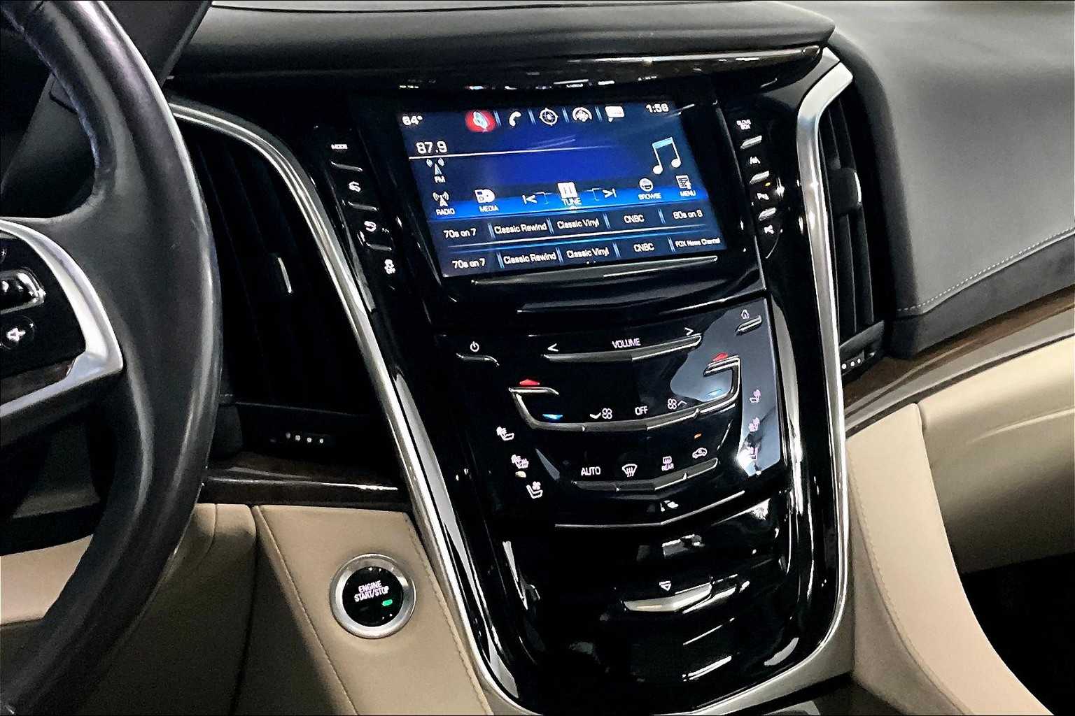 2018 Cadillac Escalade Luxury photo 6