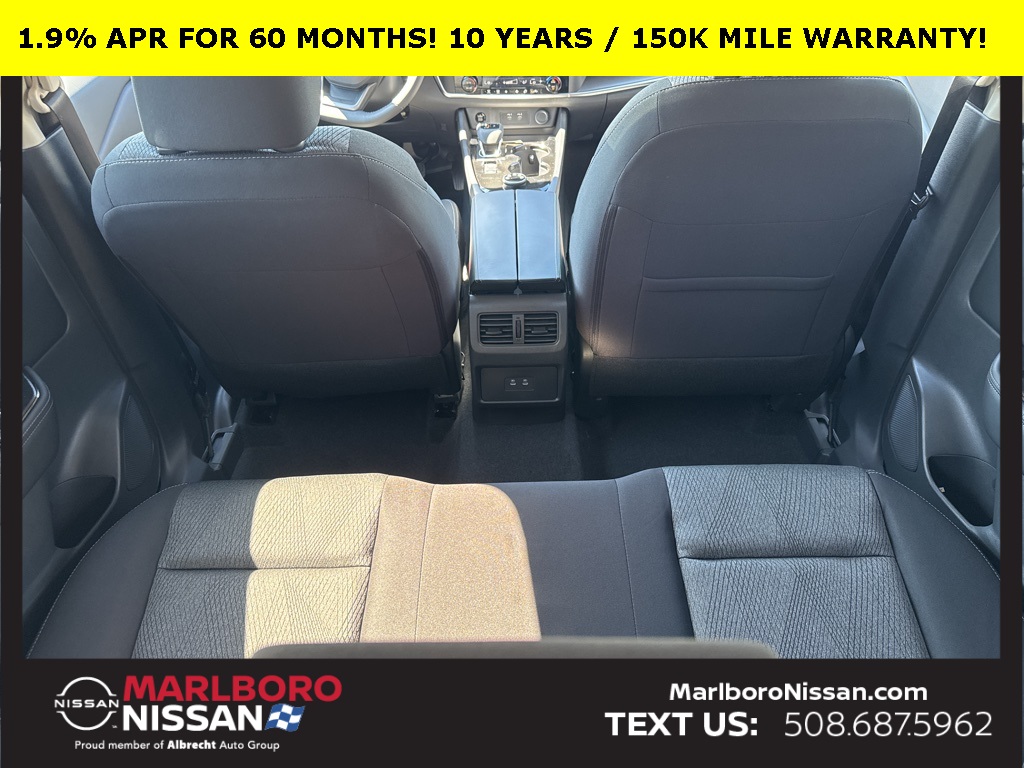 2026 Nissan Rogue SV photo 14
