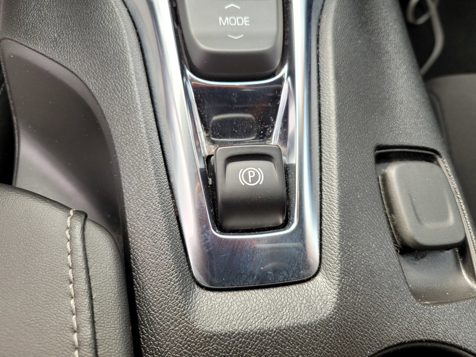 2021 Chevrolet Camaro LT1 photo 22