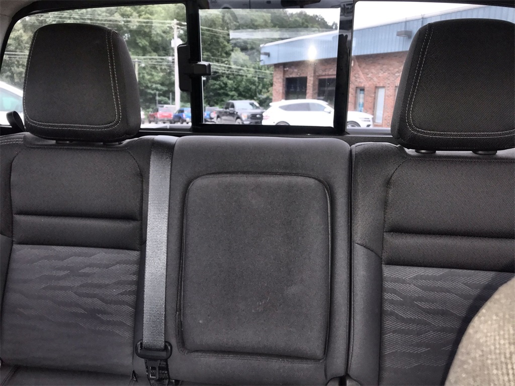 2023 Nissan Frontier SV photo 21