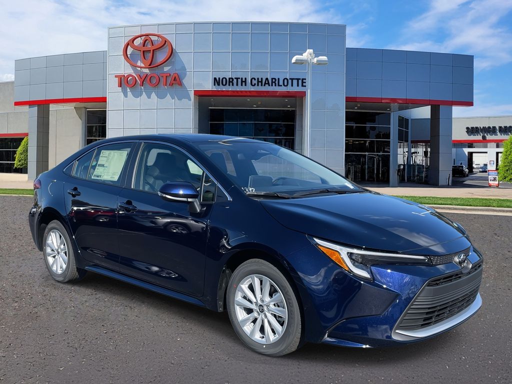 2026 Toyota Corolla XLE's photo