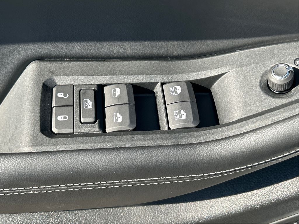 2025 Jeep Grand Cherokee Laredo X photo 36