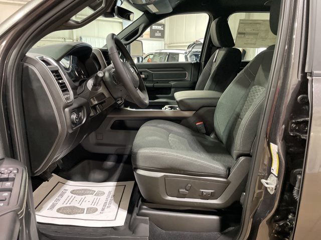 2025 Ram 2500 Big Horn photo 37