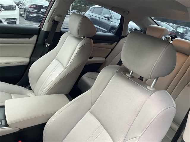 2021 Honda Accord Hybrid EX photo 8