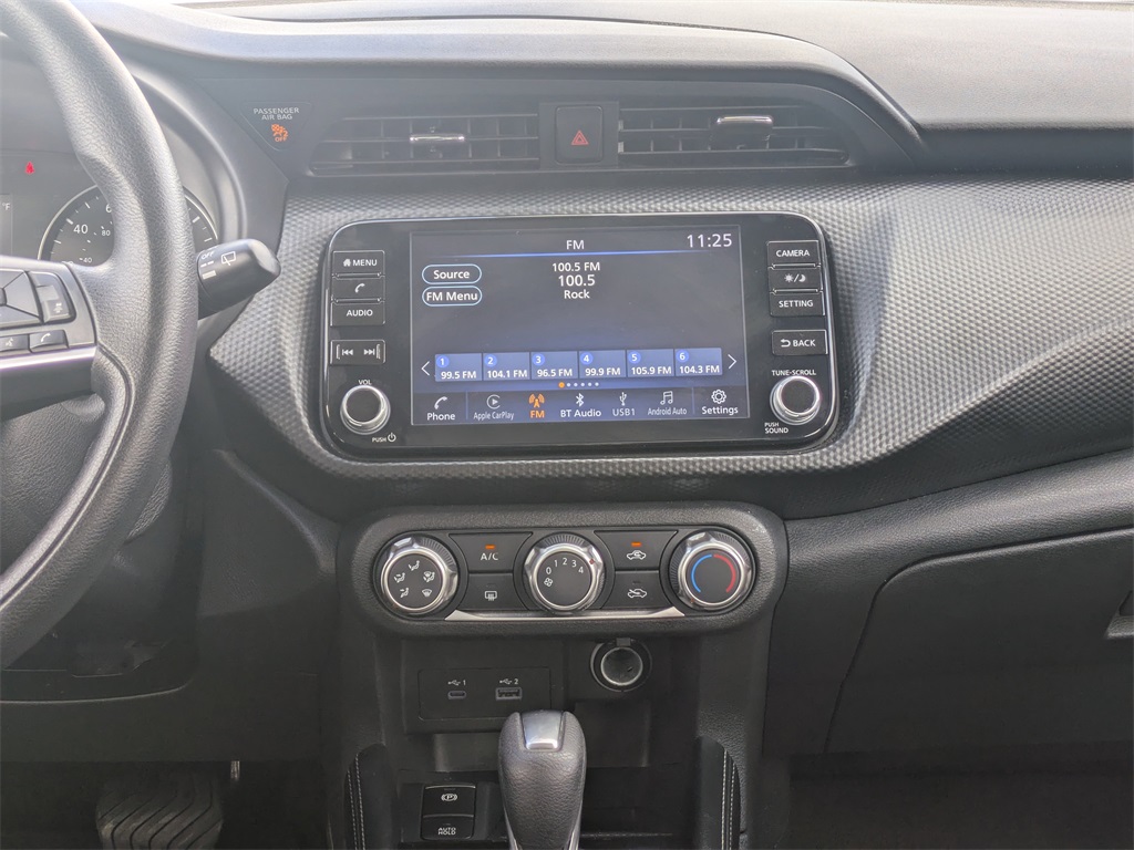 2024 Nissan Kicks SV photo 18