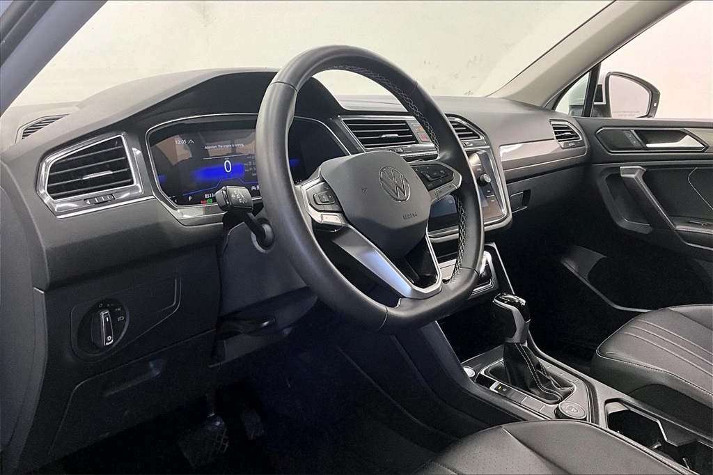 2024 Volkswagen Tiguan SE Wolfsburg Edition photo 13