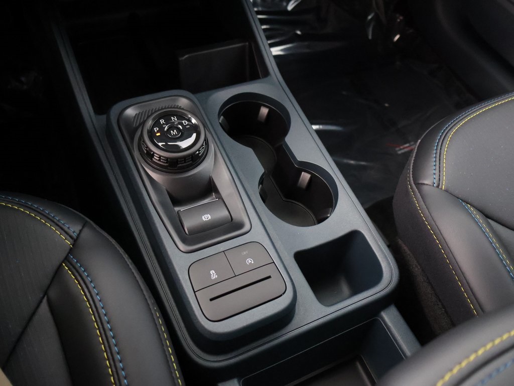 2025 Ford Maverick photo 35