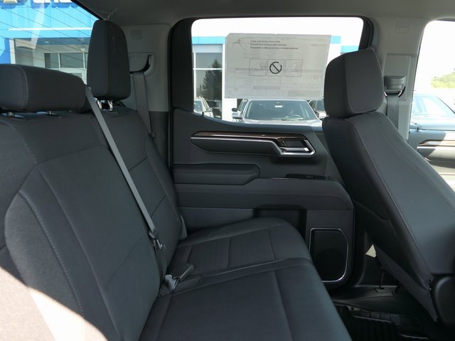 2025 Chevrolet Silverado 1500 LT photo 23