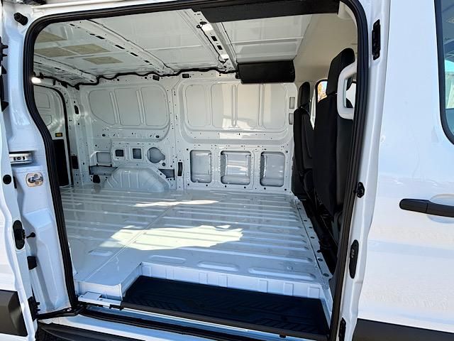 2024 Ford Transit photo 16