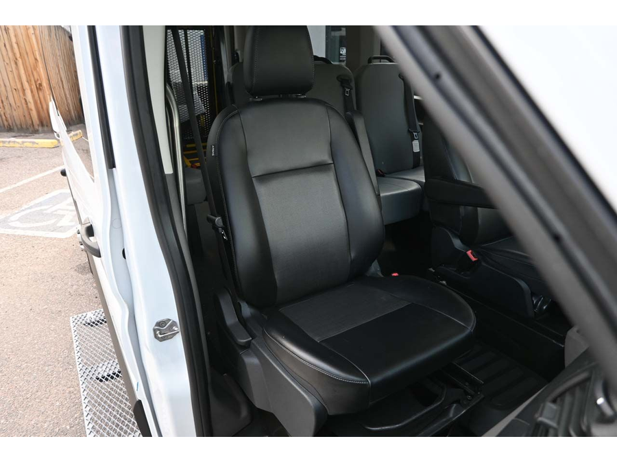 2022 Ford Transit XL photo 16