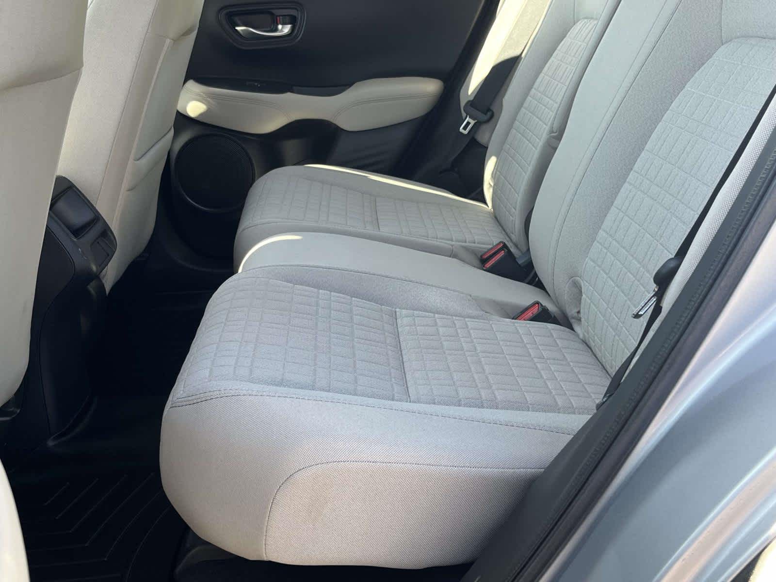 2023 Honda HR-V LX photo 13