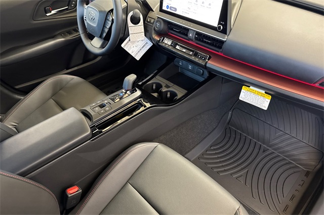 2026 Toyota Prius Plug-in Hybrid XSE Premium photo 16