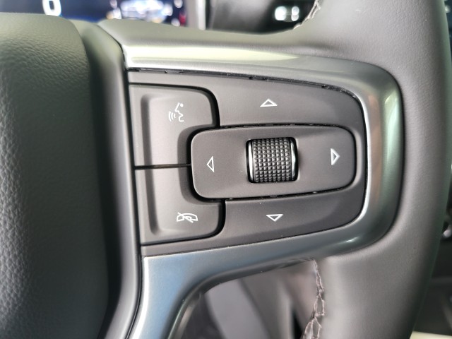 2025 Chevrolet Silverado 2500HD LTZ photo 17