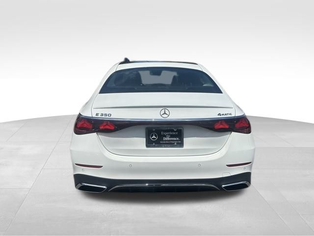 2025 Mercedes Benz E 350 4MATIC photo 4