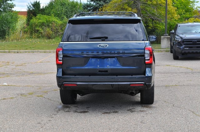 2022 Ford Expedition Limited photo 4