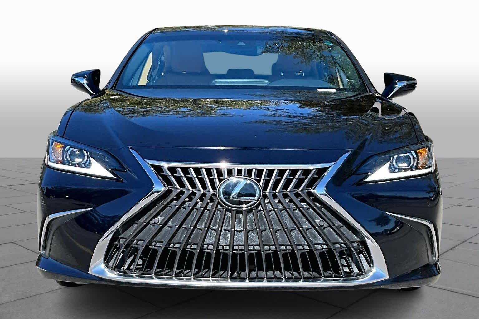 2022 Lexus ES Premium photo 3