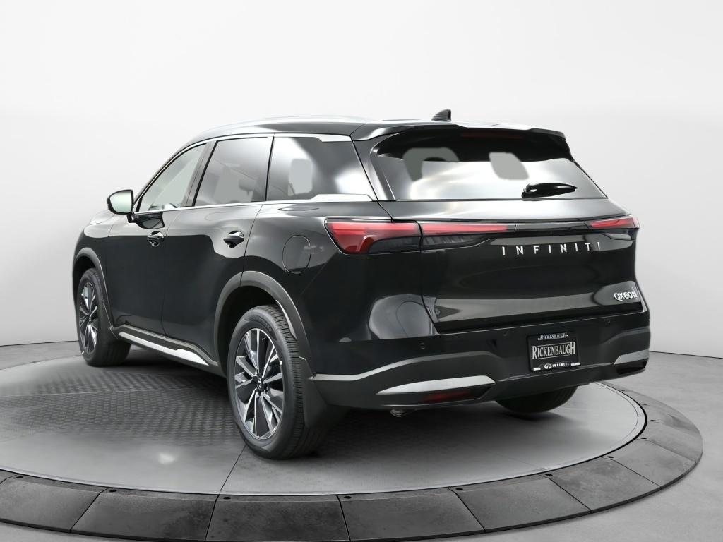 2026 Infiniti QX60 Luxe photo 5