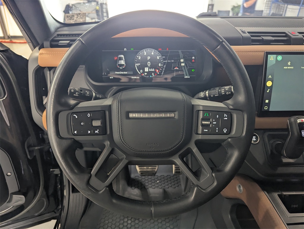 2023 Land Rover Defender 110 photo 20