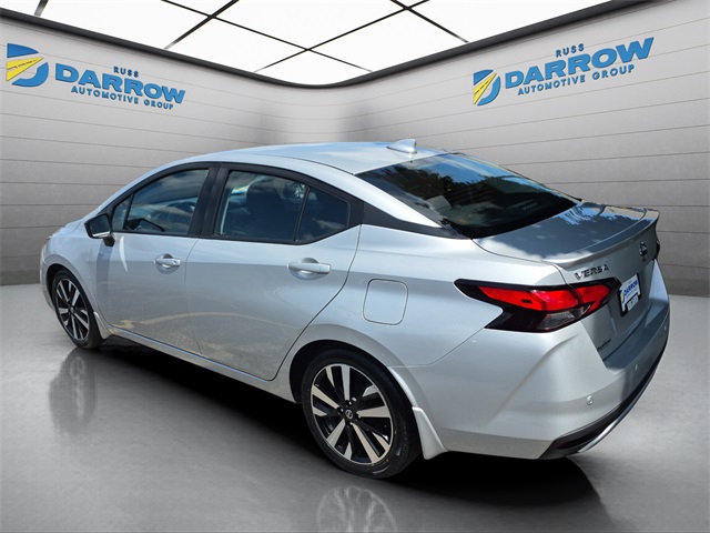 2022 Nissan Versa 1.6 SR photo 3