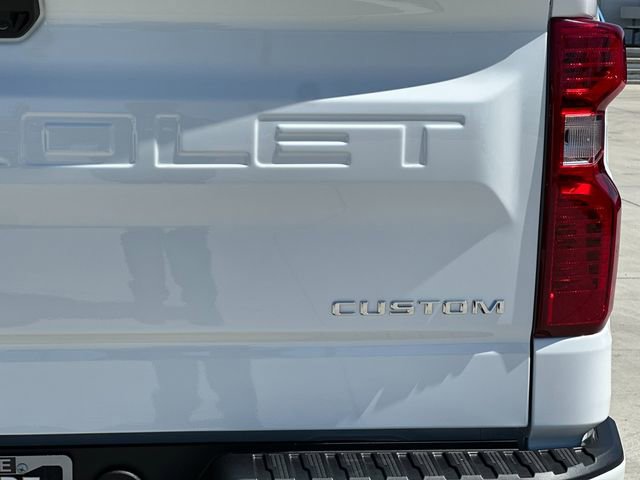 2025 Chevrolet Silverado 1500 Custom photo 26