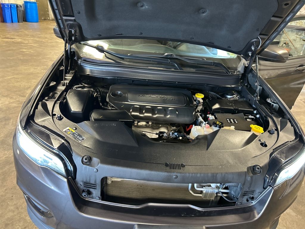 2020 Jeep Cherokee Altitude photo 10