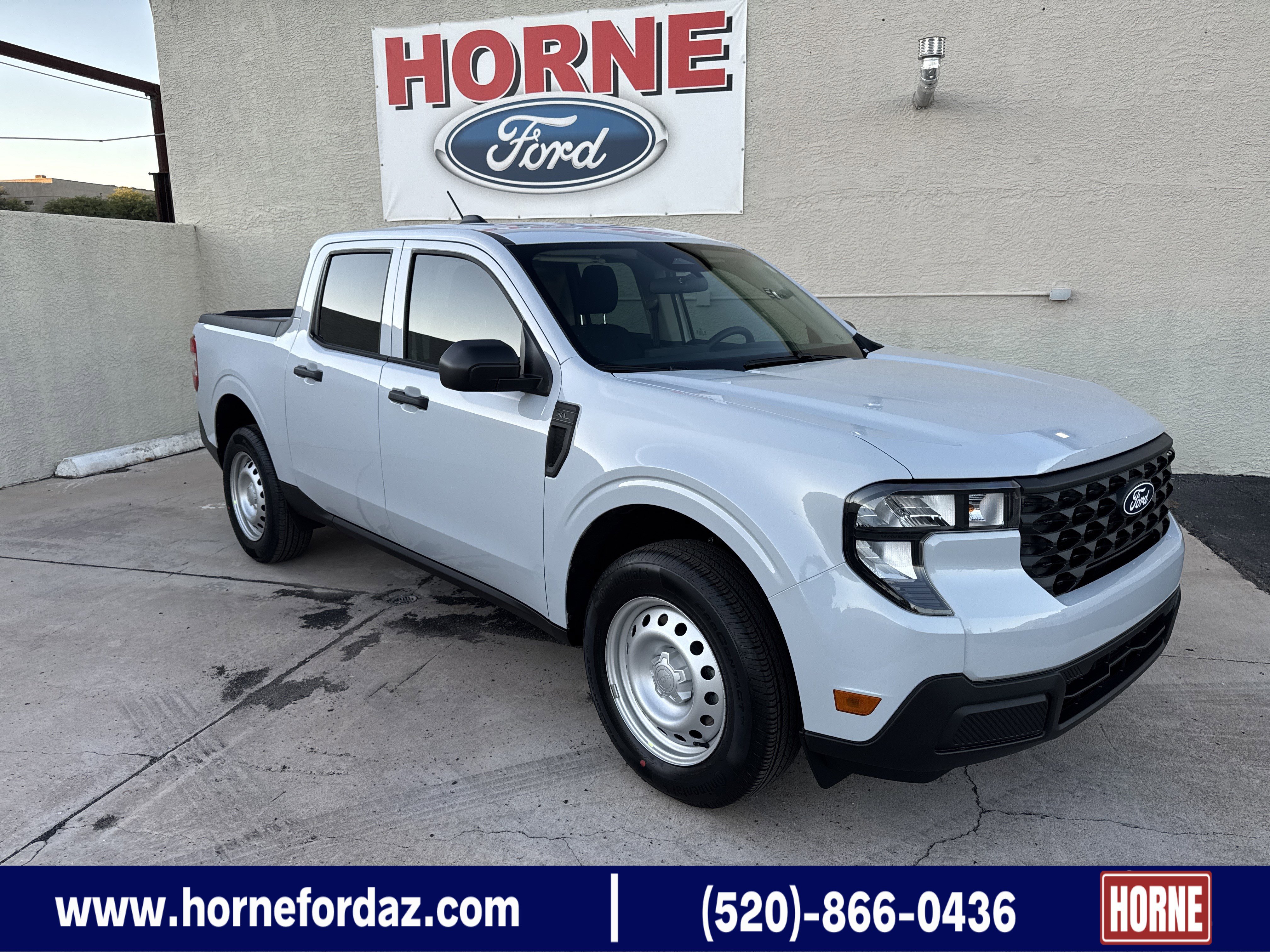 2025 Ford Maverick XL's photo