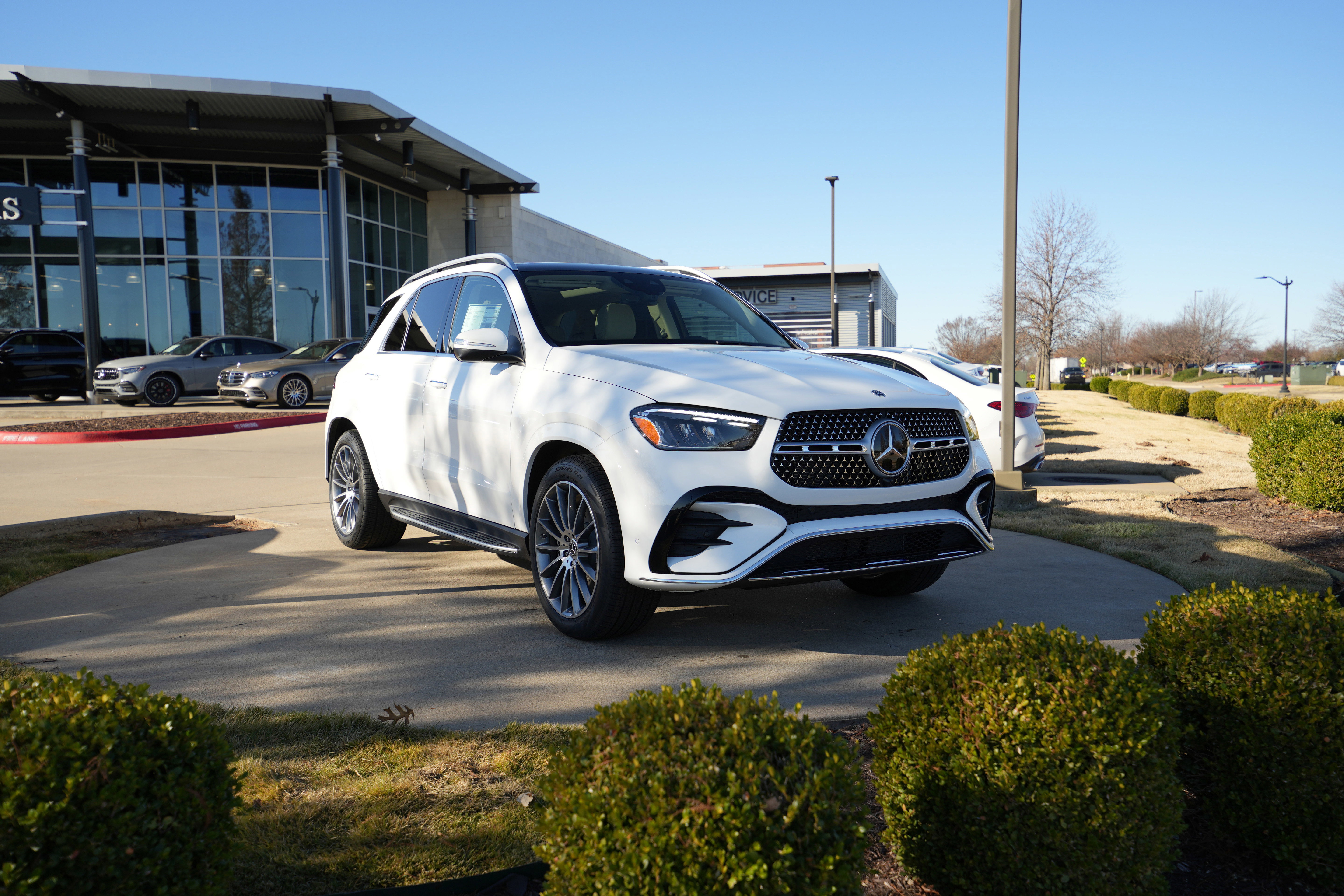 2026 Mercedes-Benz GLE GLE450's photo
