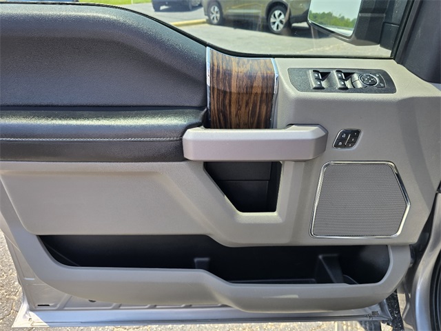 2020 Ford F-150 Lariat photo 10