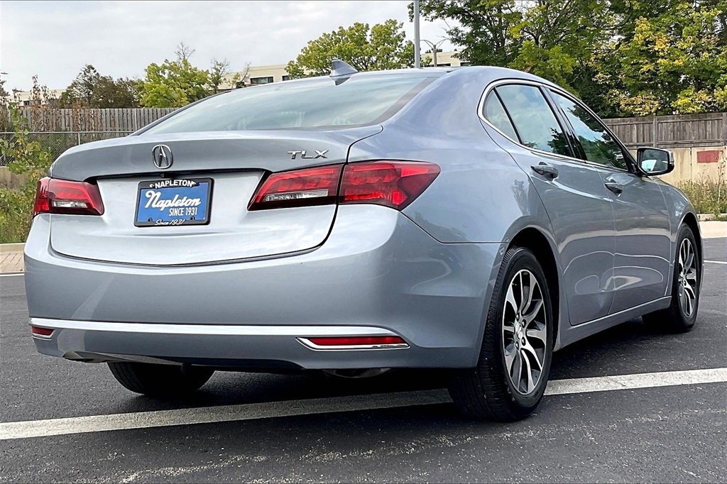 2015 Acura TLX Base photo 12
