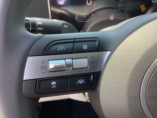 2025 Hyundai Tucson SE photo 24
