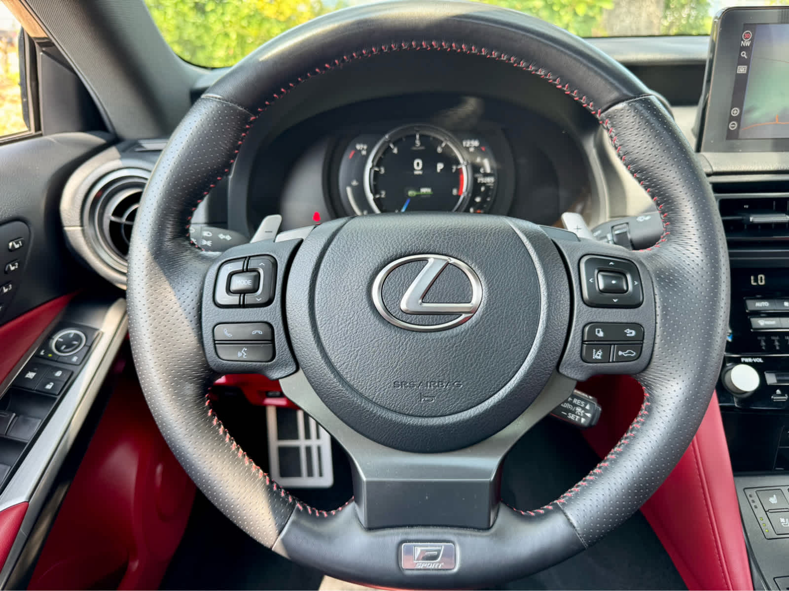 2023 Lexus IS 500 F SPORT photo 17