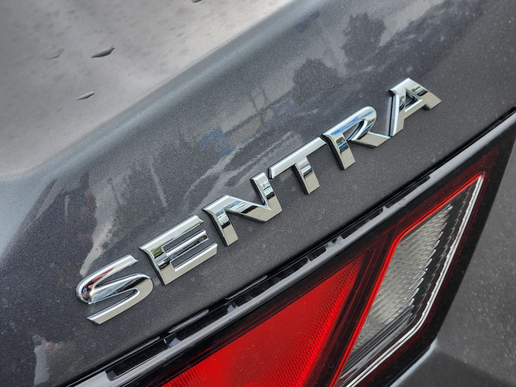 2025 Nissan Sentra S photo 10