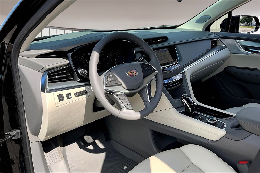 2025 Cadillac XT5 Premium Luxury photo 4