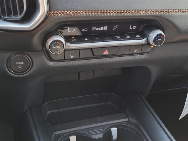 2025 Mazda CX-50 Premium photo 19