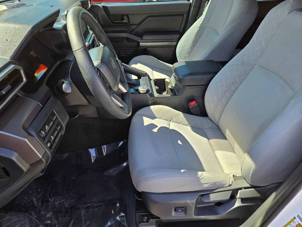 2024 Toyota Tacoma SR5 4x4 Double Cab Short Bed photo 10