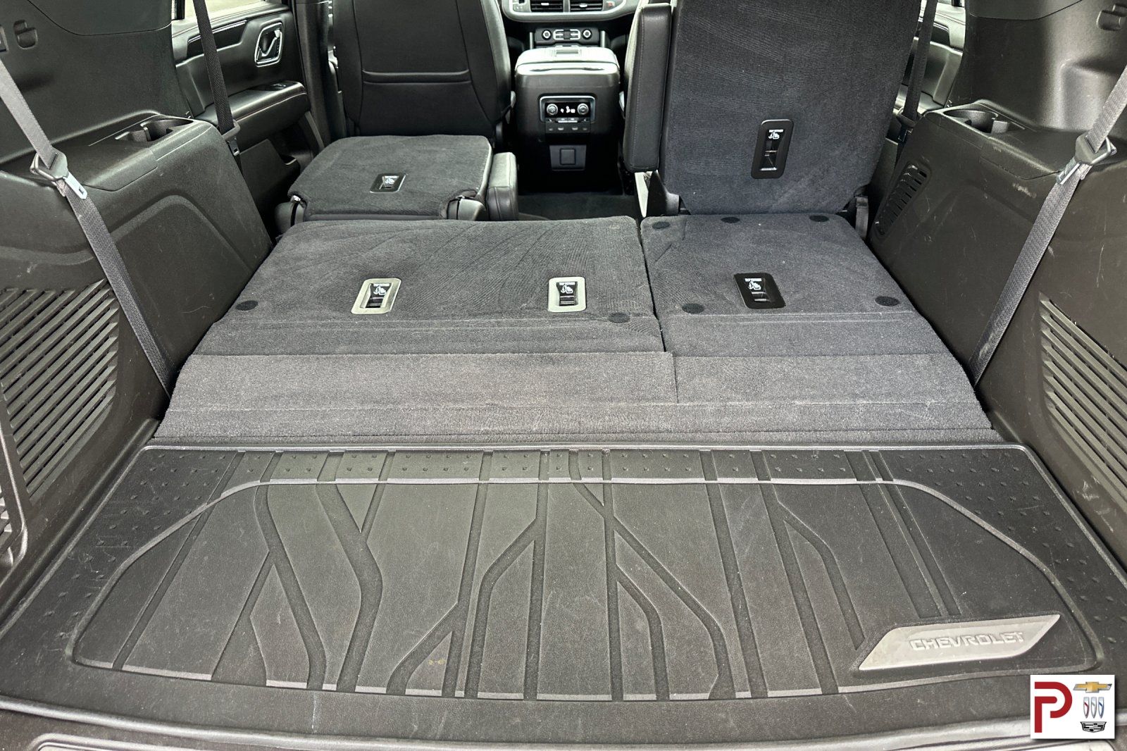 2021 Chevrolet Tahoe RST photo 19