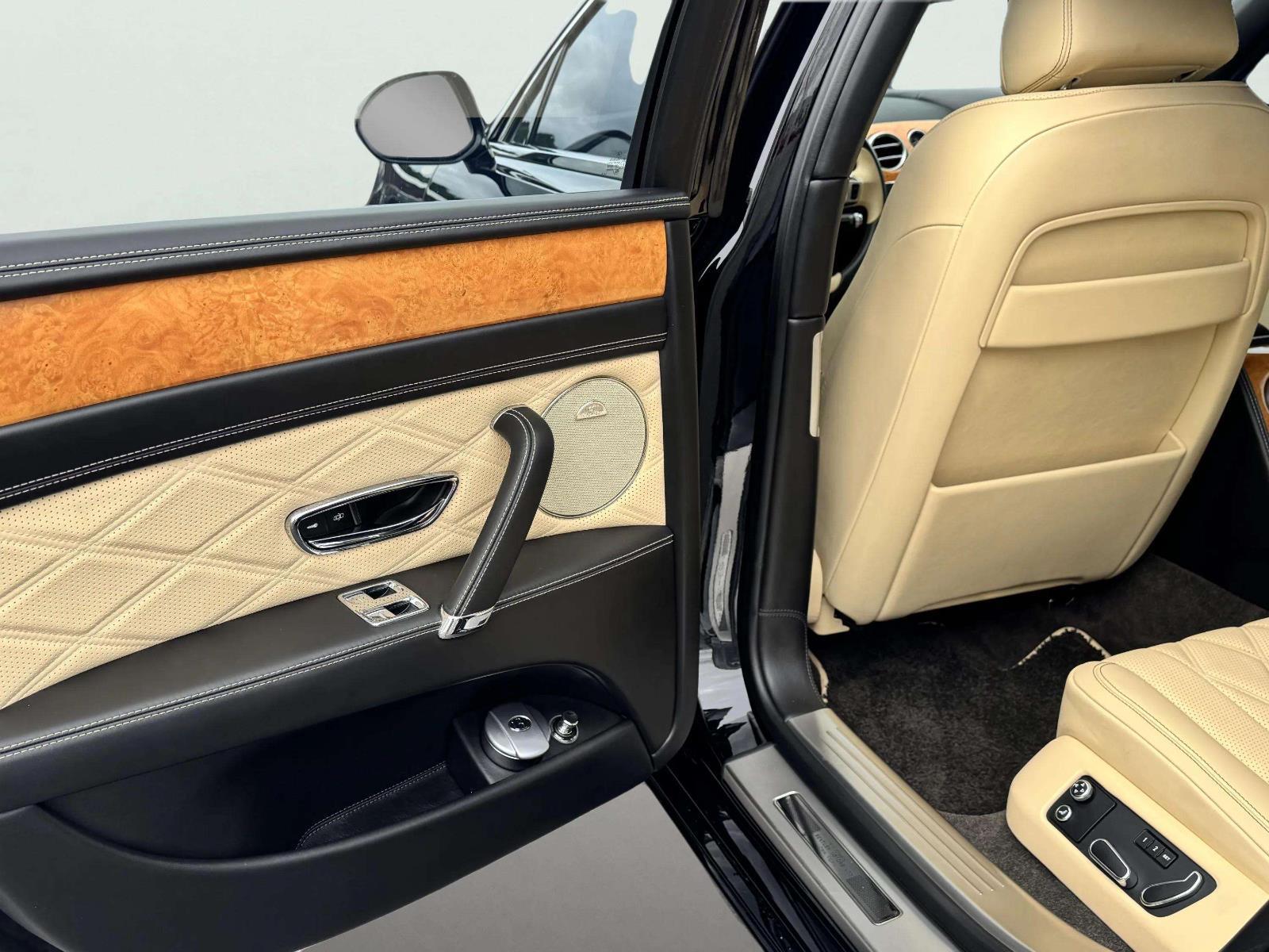 2014 Bentley Flying Spur Base photo 33