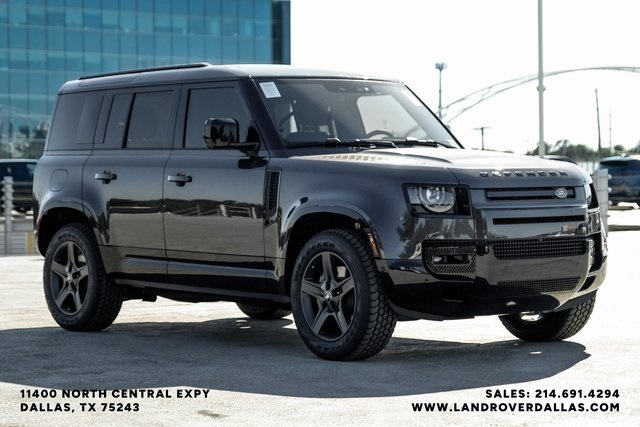 2025 Land Rover Defender 110 X-Dynamic SE photo 4