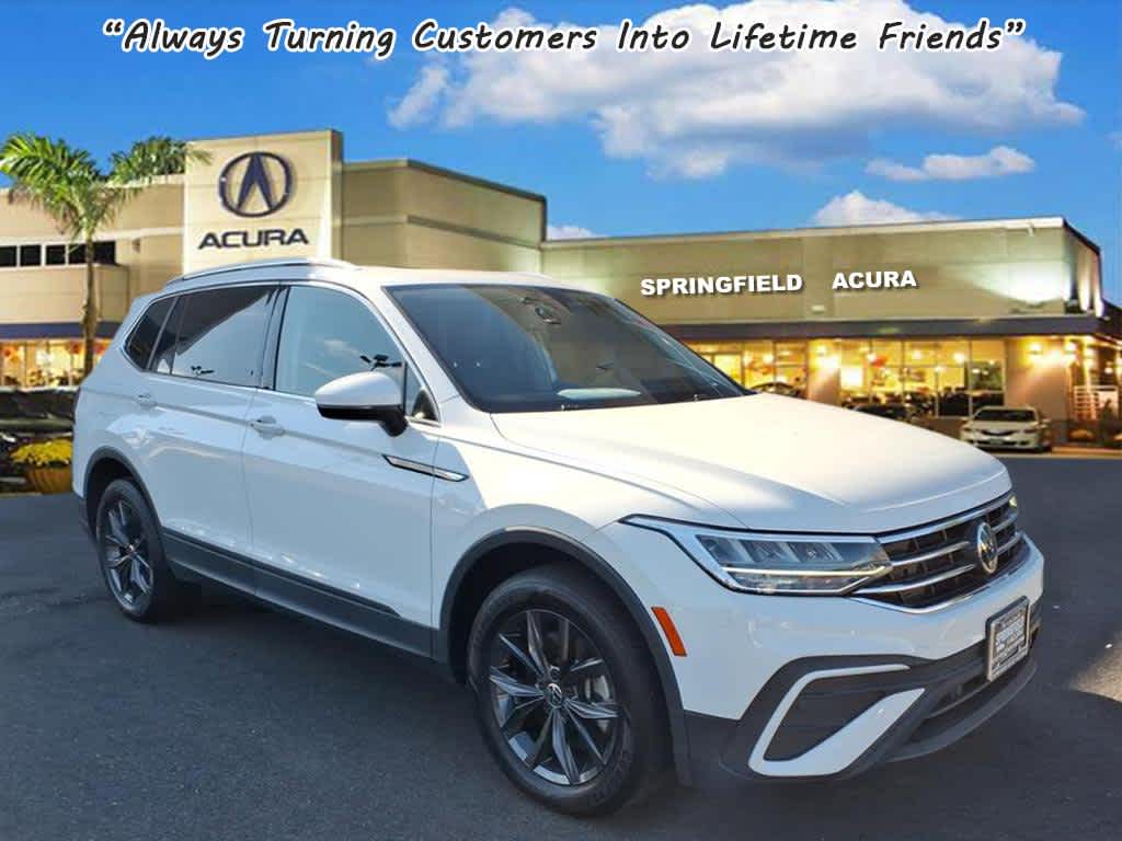 2022 Volkswagen Tiguan SE's photo