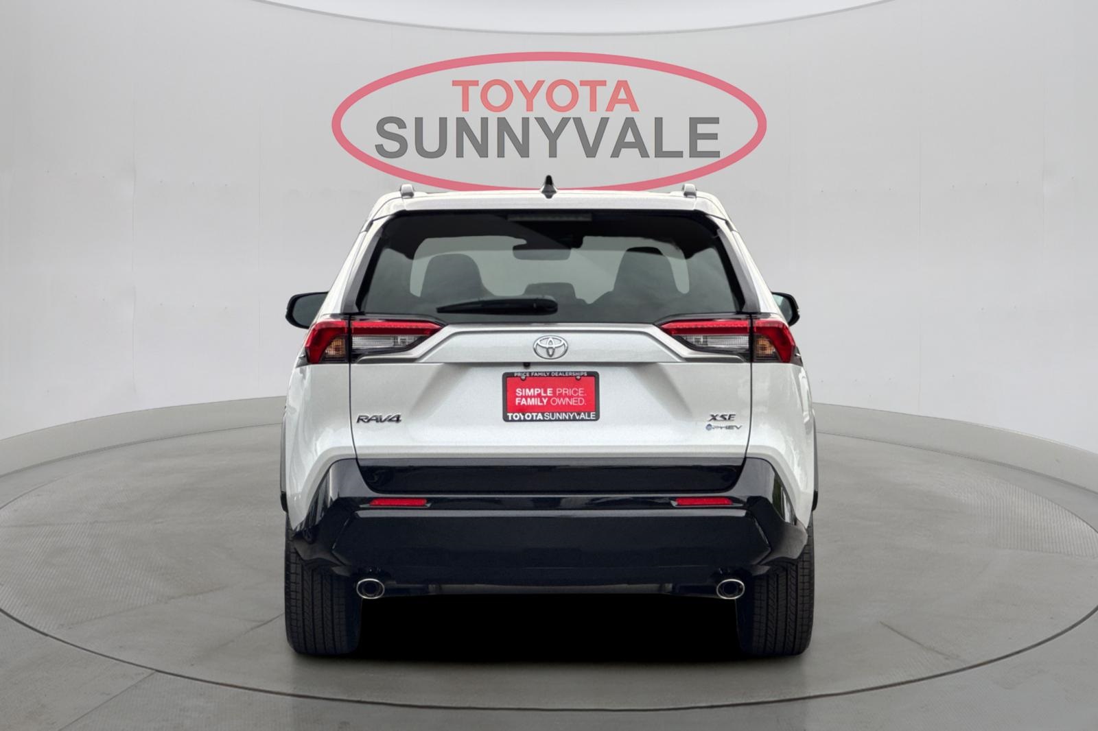 2025 Toyota RAV4 Hybrid XSE photo 7