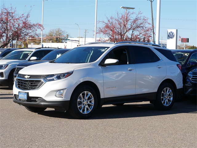 2021 Chevrolet Equinox LT photo 3