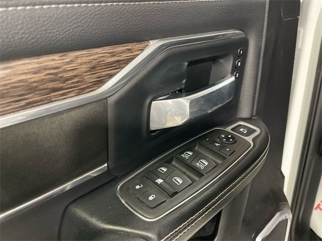 2021 Ram 3500 Laramie photo 13
