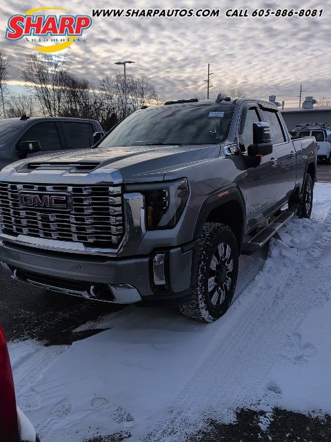 2024 GMC Sierra 2500HD Denali's photo