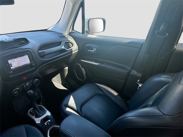 2017 Jeep Renegade Limited photo 21