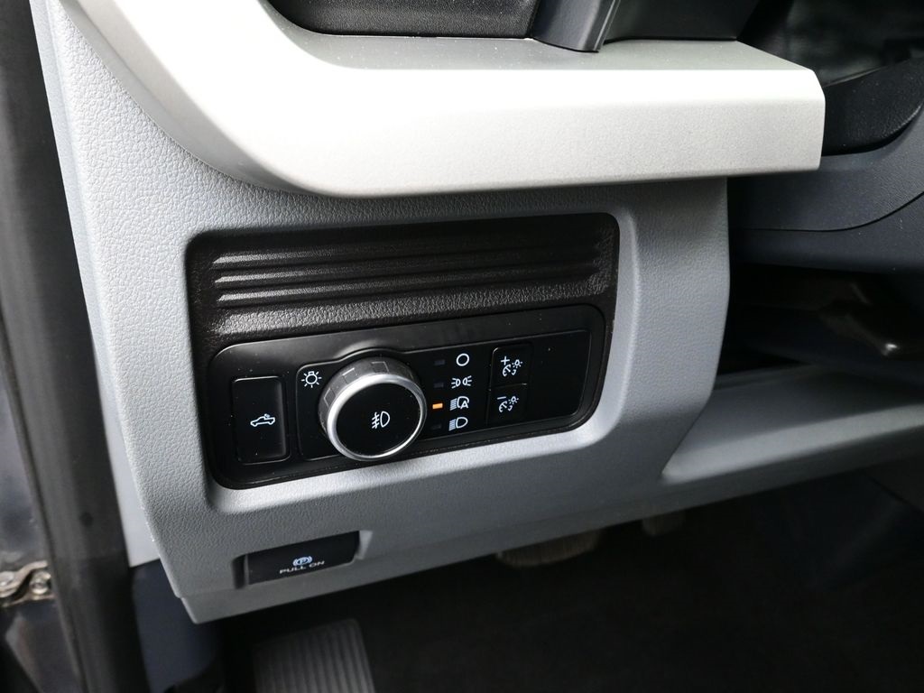 2024 Ford F-250 photo 12