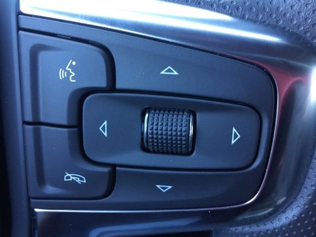 2025 Chevrolet Blazer 2LT photo 10