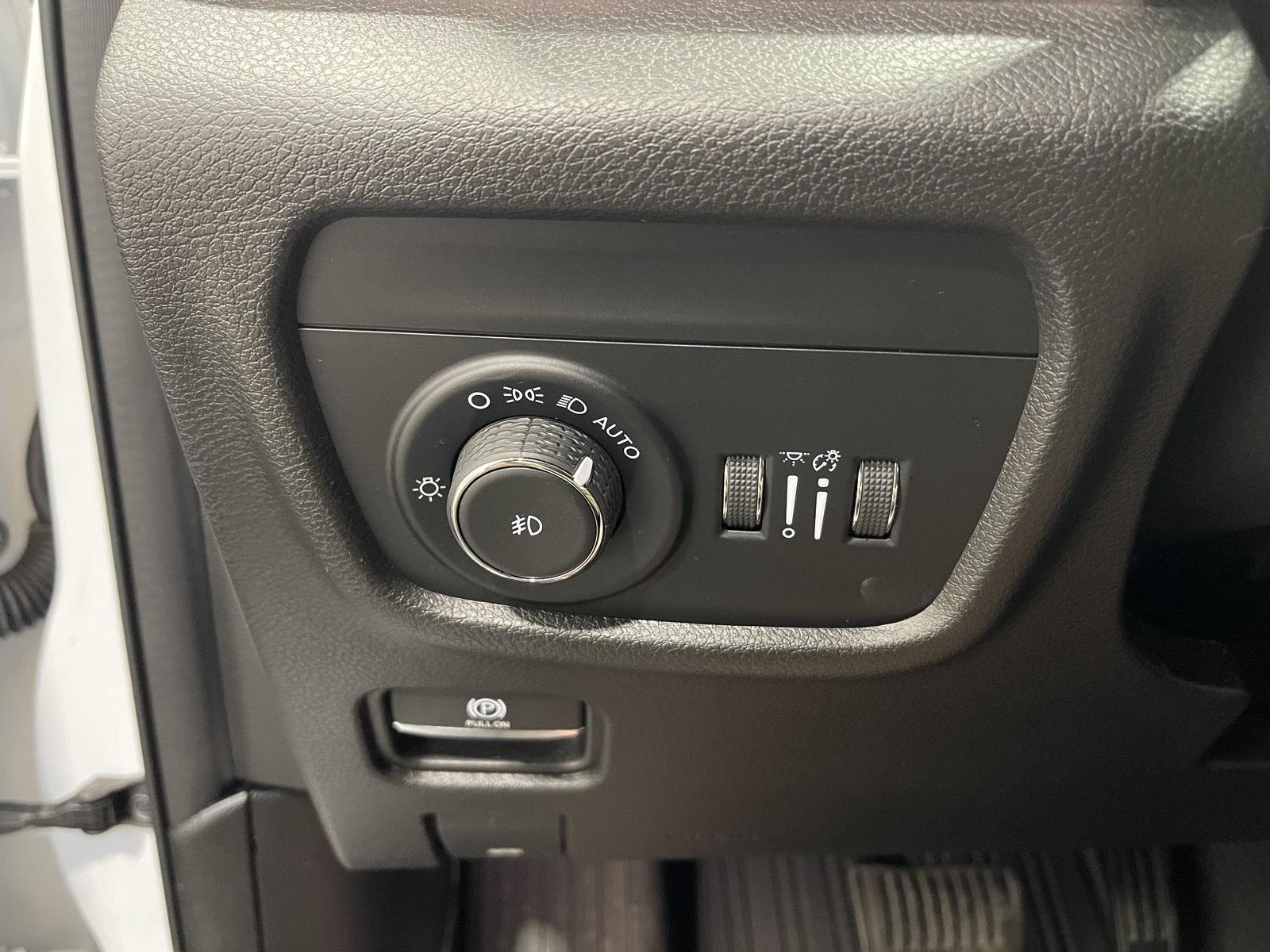 2022 Jeep Grand Cherokee Limited photo 17
