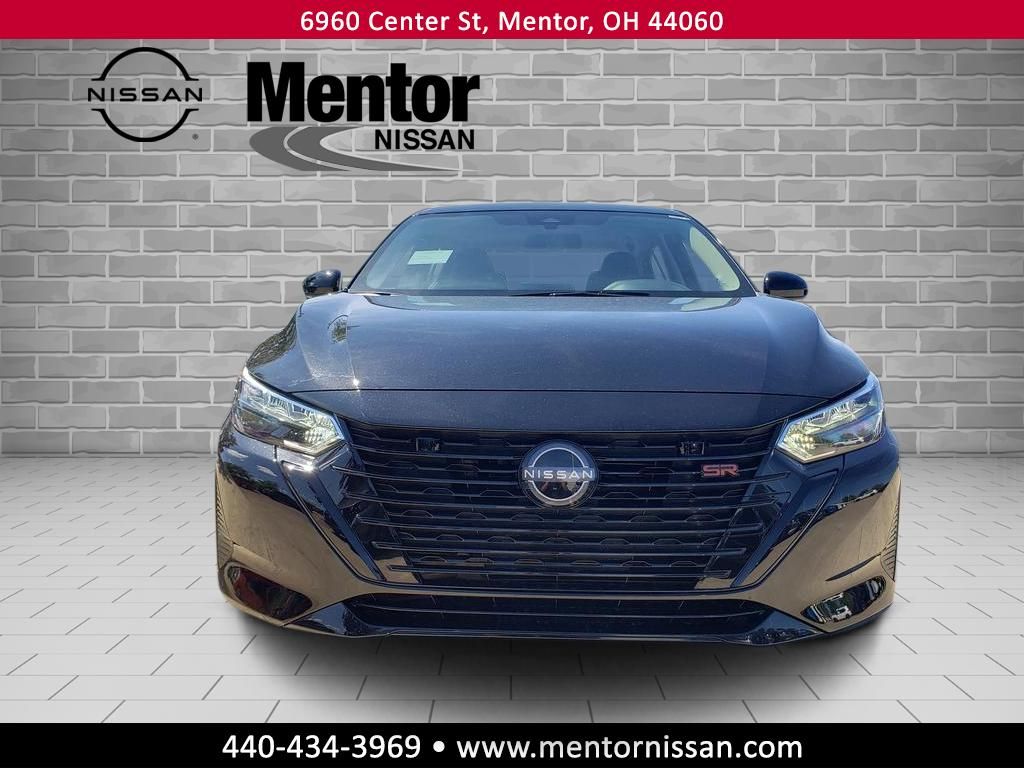 2025 Nissan Sentra SR Midnight Edition photo 2