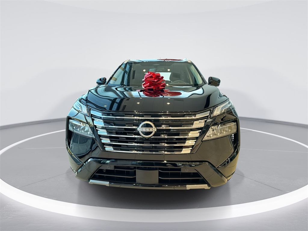 2026 Nissan Rogue Platinum photo 3